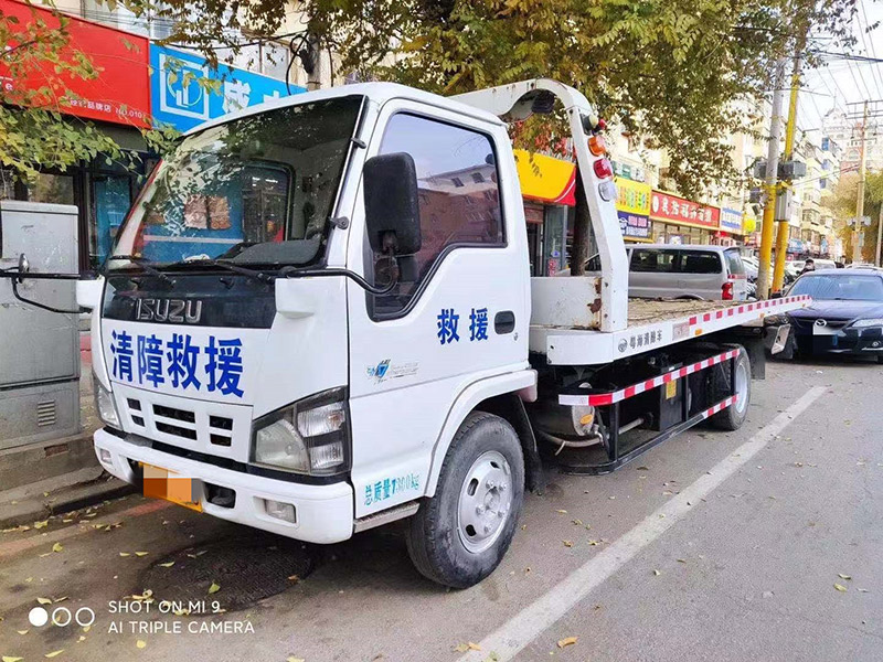 牡丹江汽车雪地困境救援：专业团队紧急出动，助您安全脱困