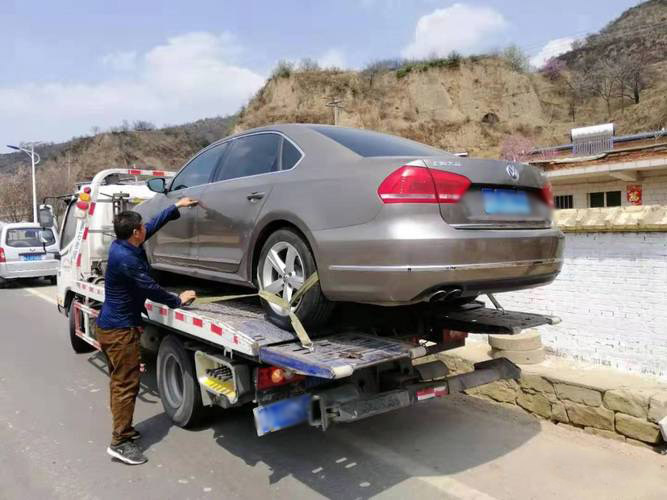 韶关道路救援：24小时专业紧急服务，快速响应您的困境
