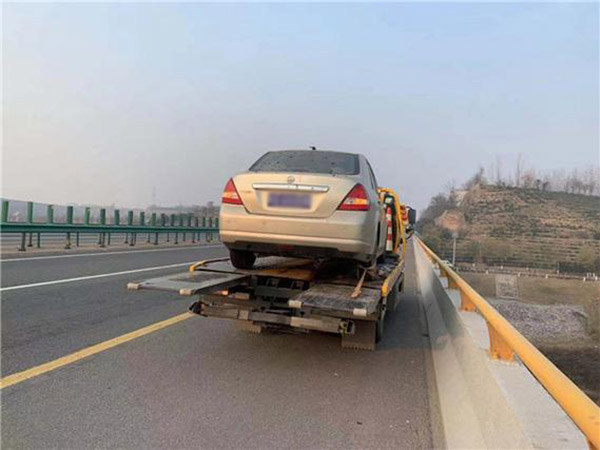 泰安道路救援：专业24小时快速响应服务